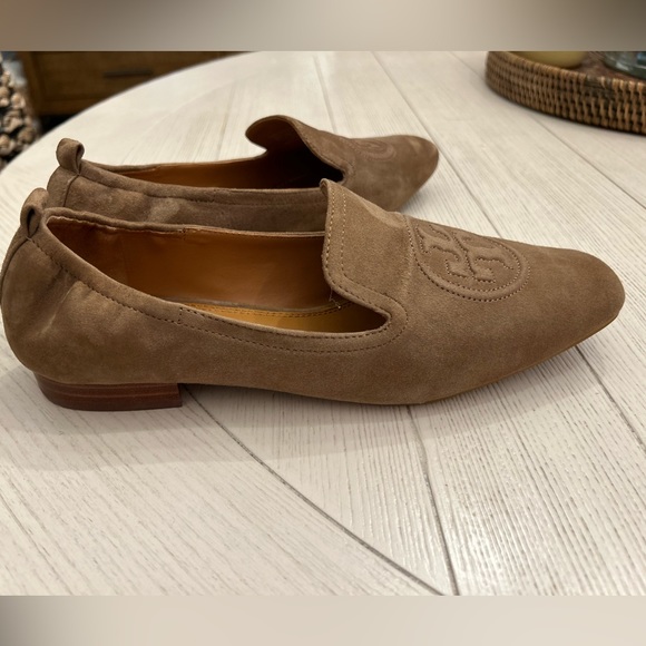 Tory Burch size 8.5 Suede Loafers - Picture 2 of 5